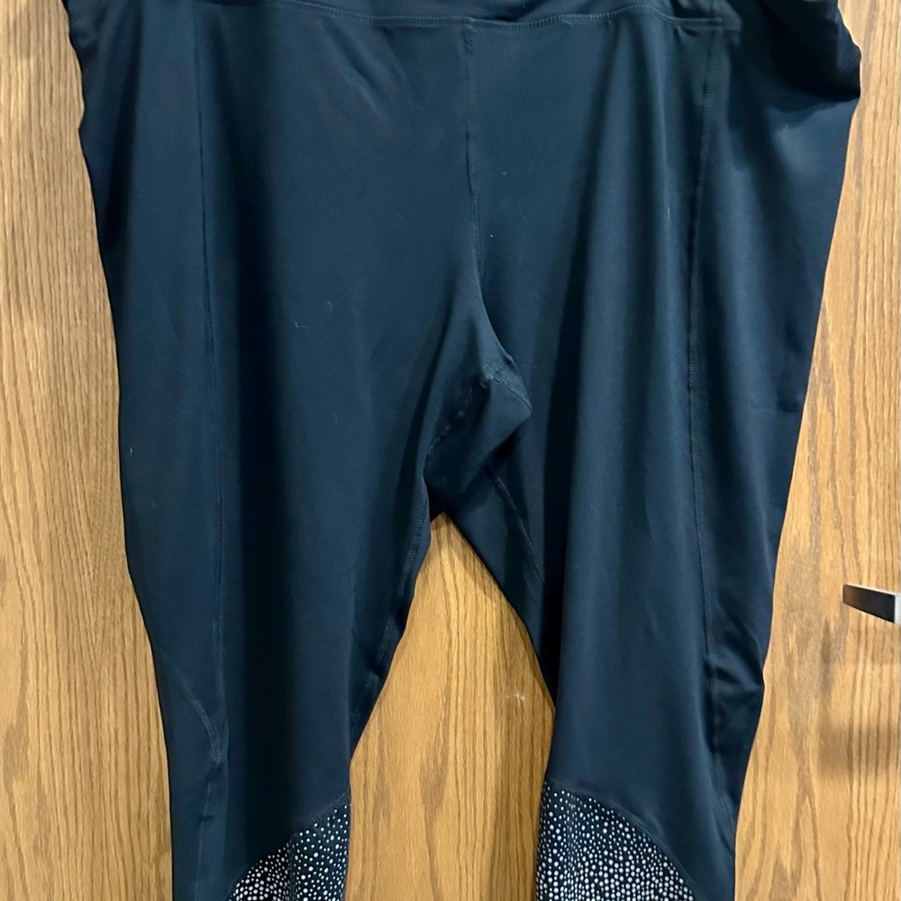 Avenue Black Leggings